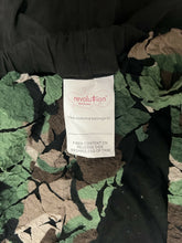 Load image into Gallery viewer, REVOLUTION: CAMO SET