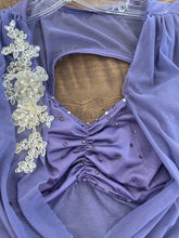 Load image into Gallery viewer, Lyrical light purple leotard