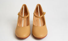 Load image into Gallery viewer, Theatricals Women’s Heel Character Shoes Size 8