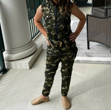 Load image into Gallery viewer, Hip Hop Jumper Costume
