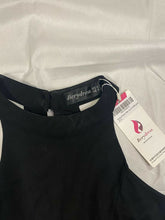 Load image into Gallery viewer, Berydress Women's black halter
