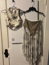 Load image into Gallery viewer, Two piece lyrical costume
