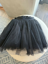 Load image into Gallery viewer, Tutu #4

