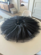 Load image into Gallery viewer, Tutu #2
