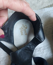 Load image into Gallery viewer, Jazz shoes
