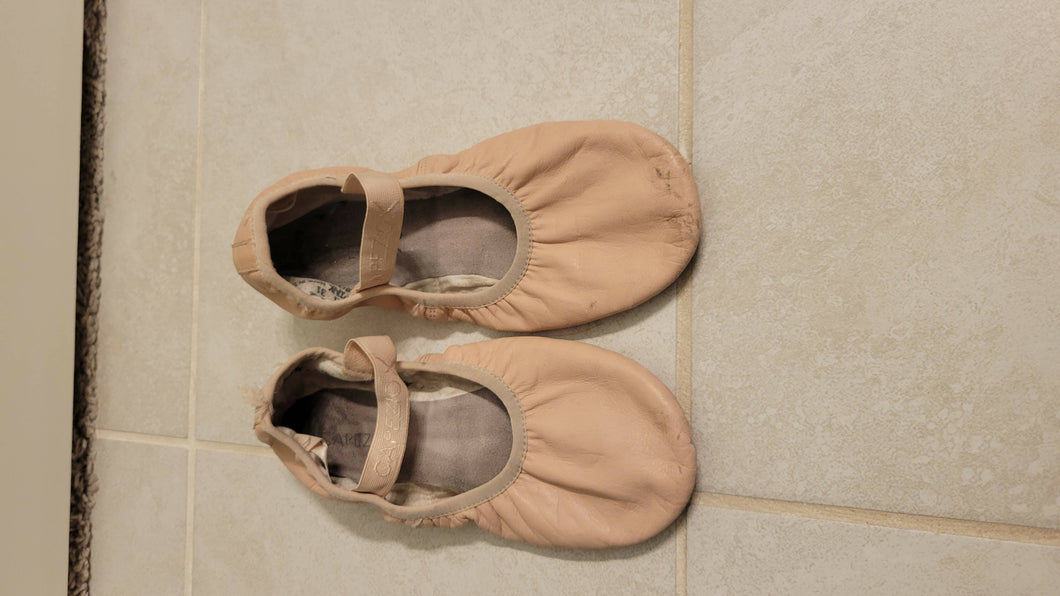 Capezio Women's Size 8 Leather Ballet Shoes